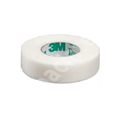 Banda adeziva pe suport de matase Durapore, 1.25 cm x 9.1 m, 3M