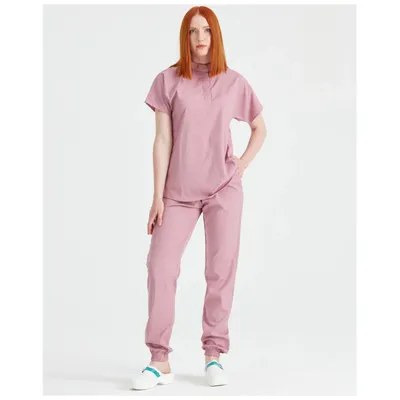 Costum medical roz pudra unisex, Model Activity
