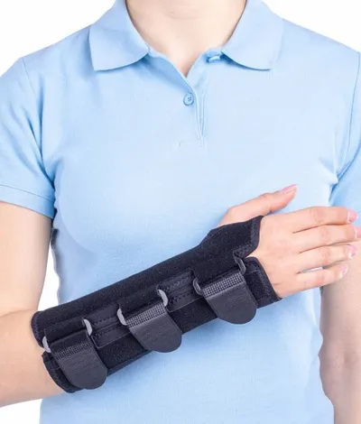 CARPOFIX MANU Orteza incheietura fixa, marimea 3 – Stanga