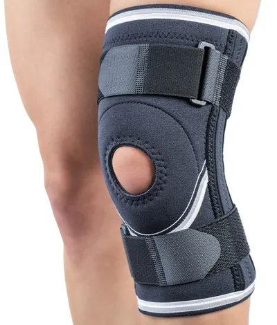 AKTIV LIGHT 01 TRIA – Orteza genunchi cu suport patelar, marimea 6 (43–45 cm)