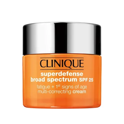 Crema multicorectoare Superdefense 3/4, 30ml, Clinique