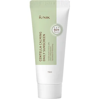 IUNIK Centella Calming Daily Sunscreen – Crema de fata mini SPF50+ pentru protectie si calmare, 15 ml