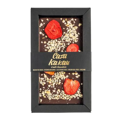 Ciocolata artizanala cu capsuni liofilizate si alune, 70g, Casa Kakau